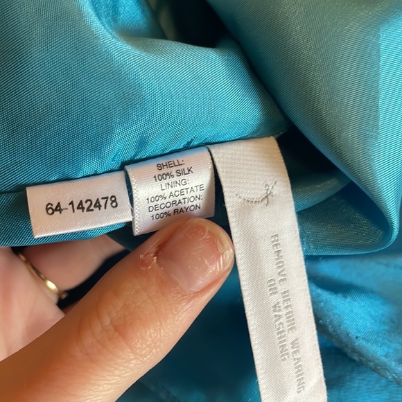 Ann Taylor Cocktail Dress with detachable straps - Picture 8 of 8